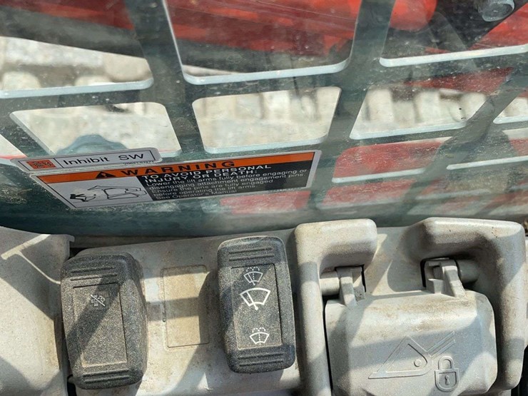 kubota-svl95-2s-image-28