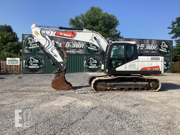2021-bobcat-e165-image-1