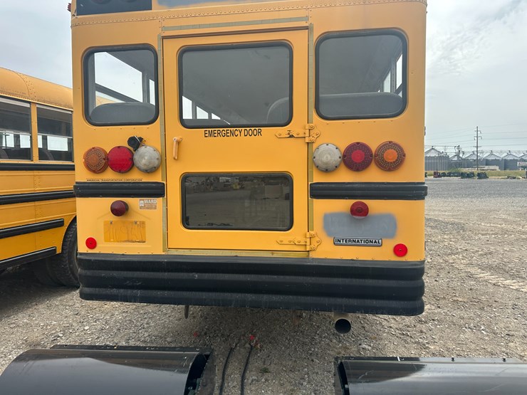 #20-•-#23872-•-2002-international-genesis-school-bus-vin:-1hvbgaan22a916951-image-17