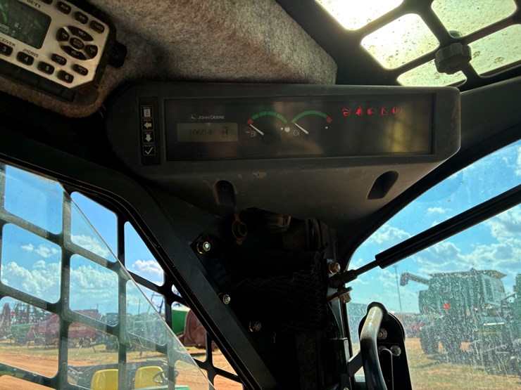 deere-333d-image-14