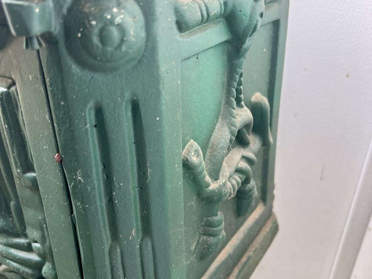 cast-iron-mailbox-image-5