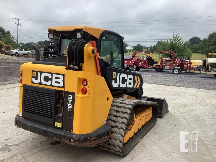 2018-jcb-3ts-8t-image-4