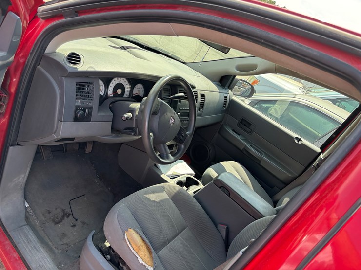 2004-dodge-durango-image-7