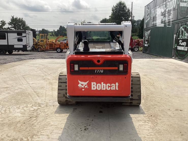 2022-bobcat-t770-image-3