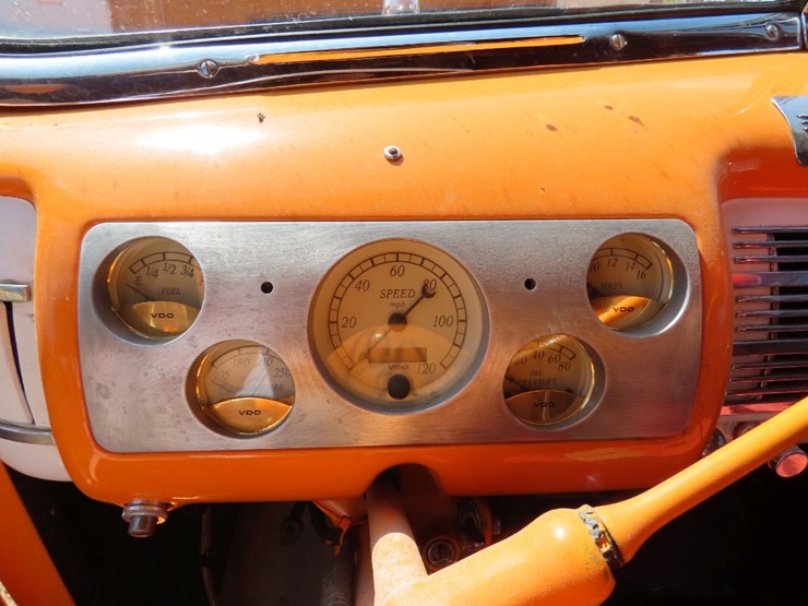 1940-ford-panel-image-16