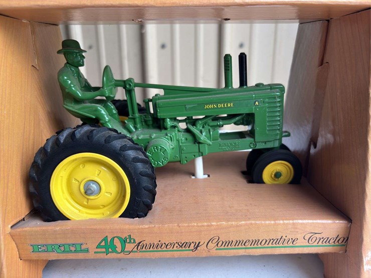 (2)-1/16-john-deere-model-60-orchard-and-model-a-nib-ertl-image-12