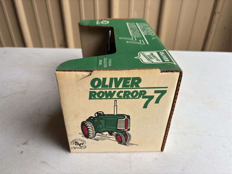 oliver-70-image-12