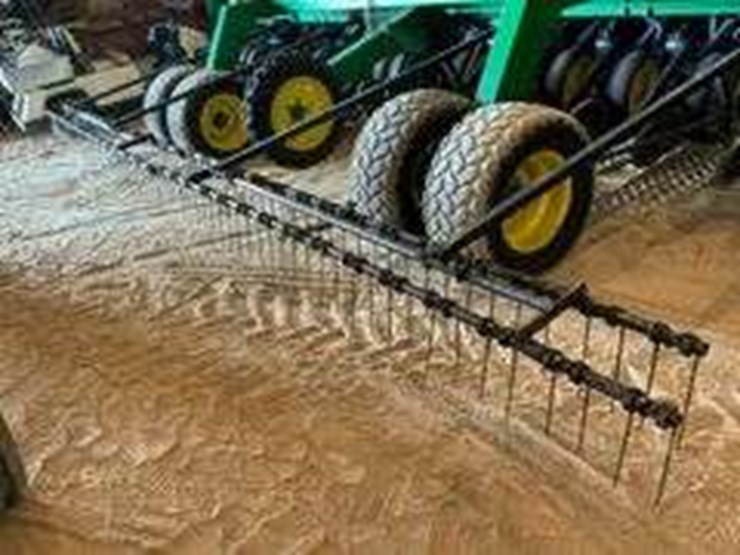 john-deere-750-image-12