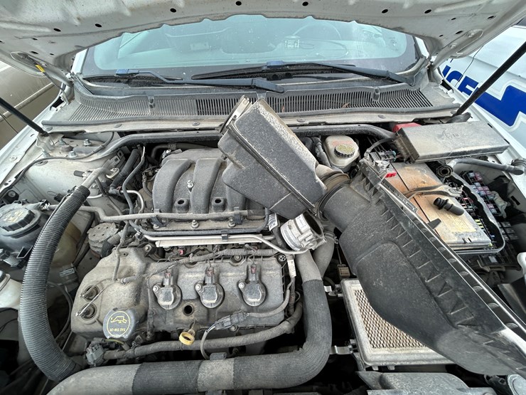 #54-•-#25945-•-inop-2016-ford-taurus-awd-sedan-vin:-1fahp2mk5gg105516-image-14