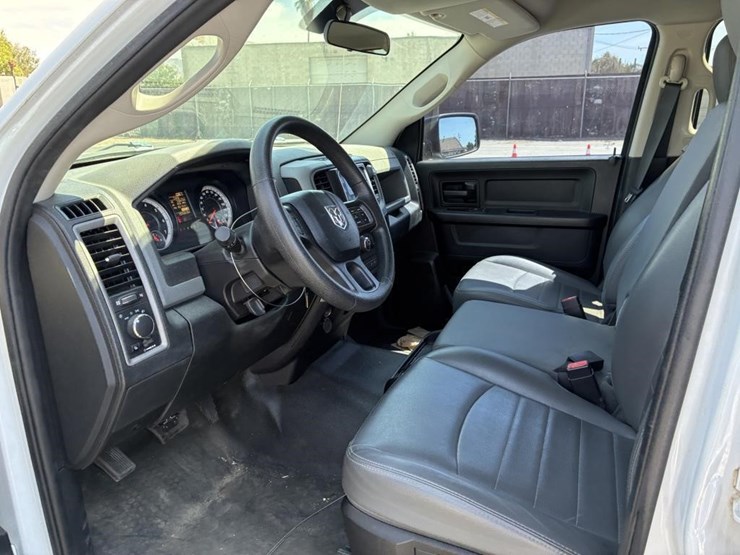 2016-dodge-ram-1500-image-12