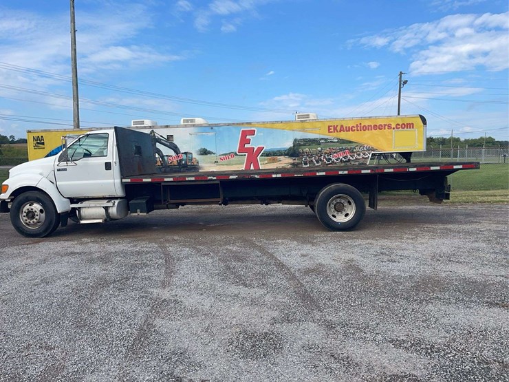 1999-ford-f650-xl-image-2