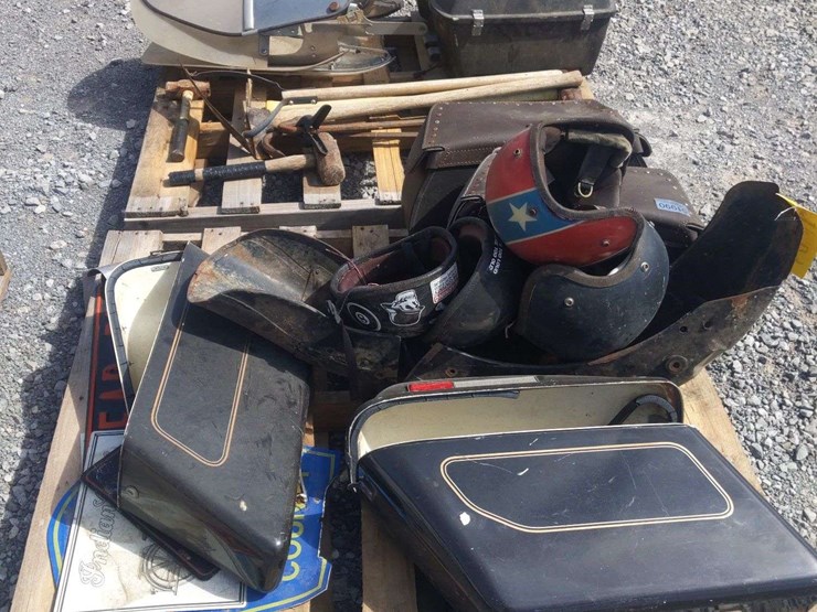 pallet-of-harley-davidson-parts-image-1