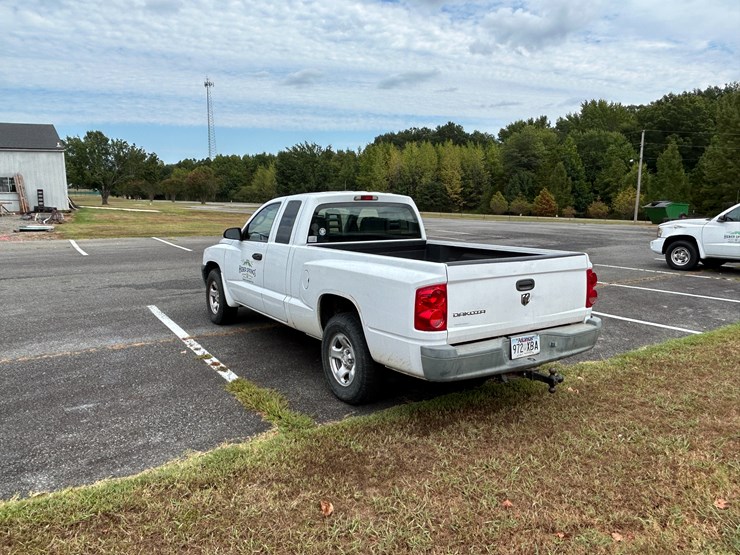 2005-dodge-dakota-image-7