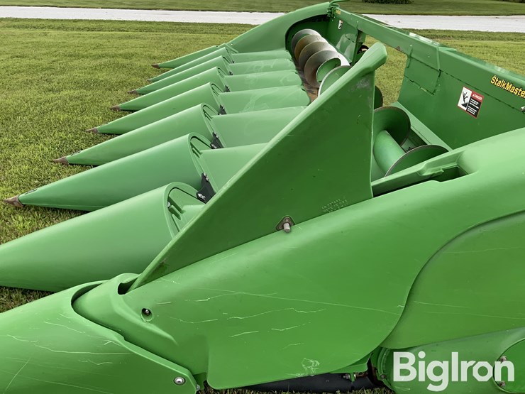2011-john-deere-608c-stalkmaster-image-10