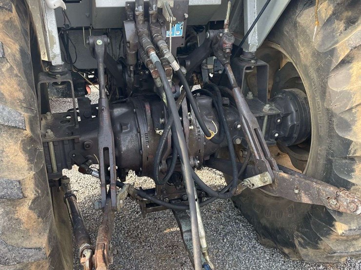 massey-ferguson-390t-image-13