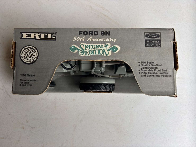 (2)-1/16-ford-9n-tractors-ertl-image-10
