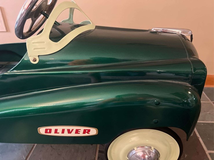custom-oliver-pedal-car-image-5
