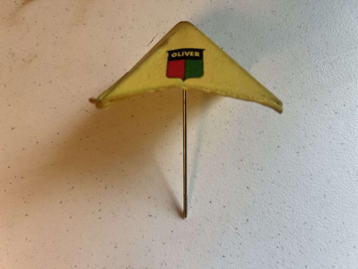 (10)-oliver-farm-toys-image-4