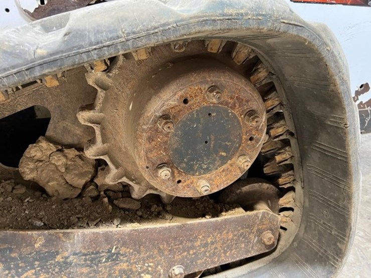 bobcat-t650-image-14