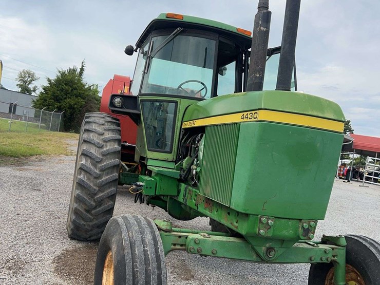 john-deere-4430-image-15
