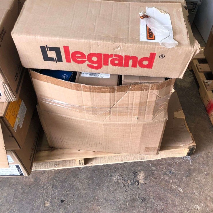 MISC LOT FLOOR BOXES/PANELS WITH COVERS