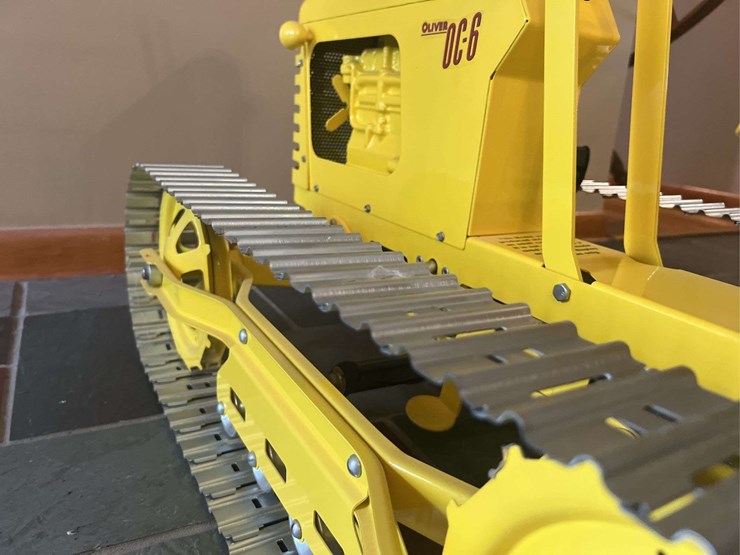 oliver-oc-6-pedal-crawler-magnuson-image-7