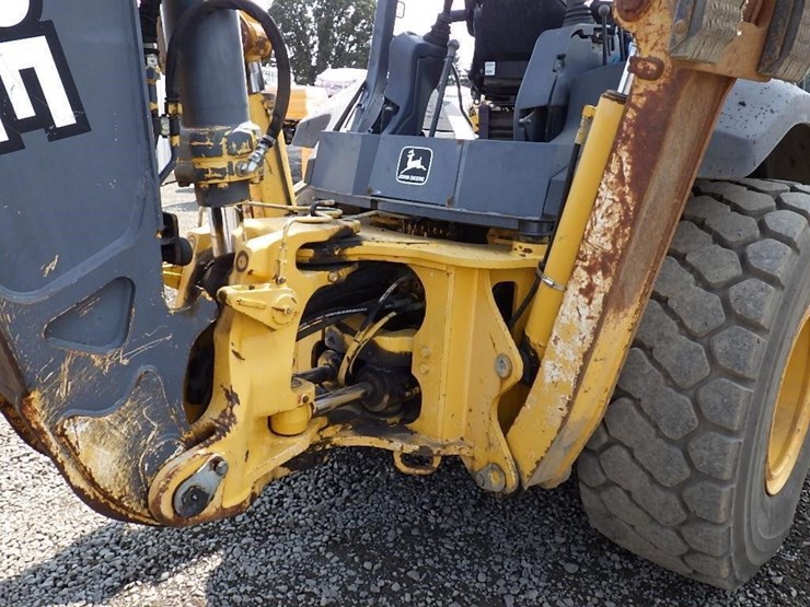 2006-deere-710g-image-22