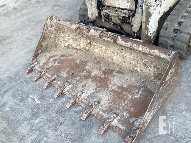 2020-bobcat-t595-image-9