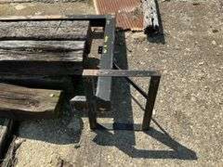 basketball-pole,-4"-x4"-tubing,-14'-image-2
