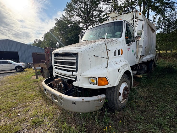 1998-ford-l8513-image-2