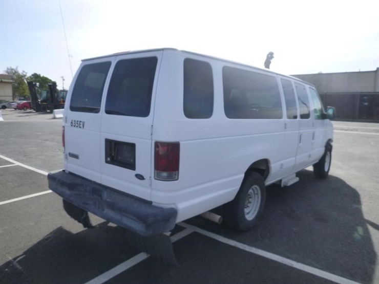 2008-ford-e350-image-6