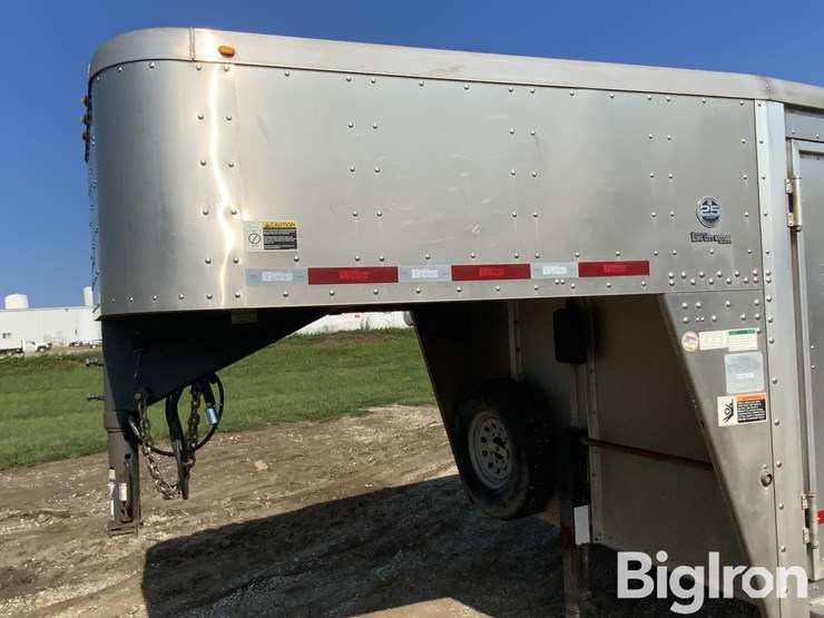 2013-wilson-psgn-5724t-7'-x-24'-aluminum-t/a-gooseneck-livestock-trailer-image-16