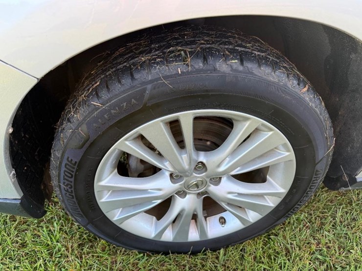 2010-lexus-rx450h-hybrid-suv-**salvage-title**-image-28