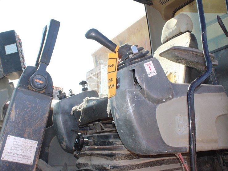 2009-morooka-mst2200vd-image-7