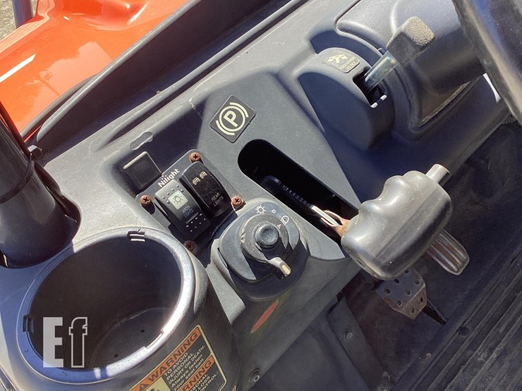2016-kubota-rtv-x900-image-15