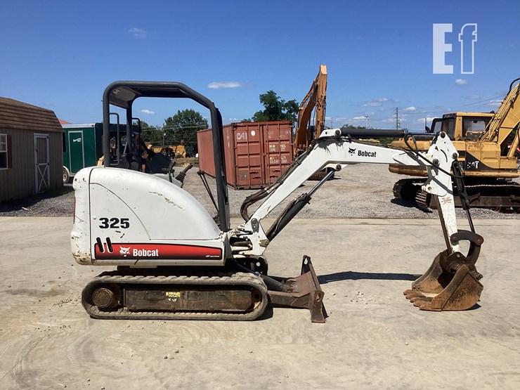 2011-bobcat-325g-image-5