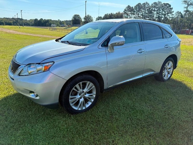 2010-lexus-rx450h-hybrid-suv-**salvage-title**-image-3