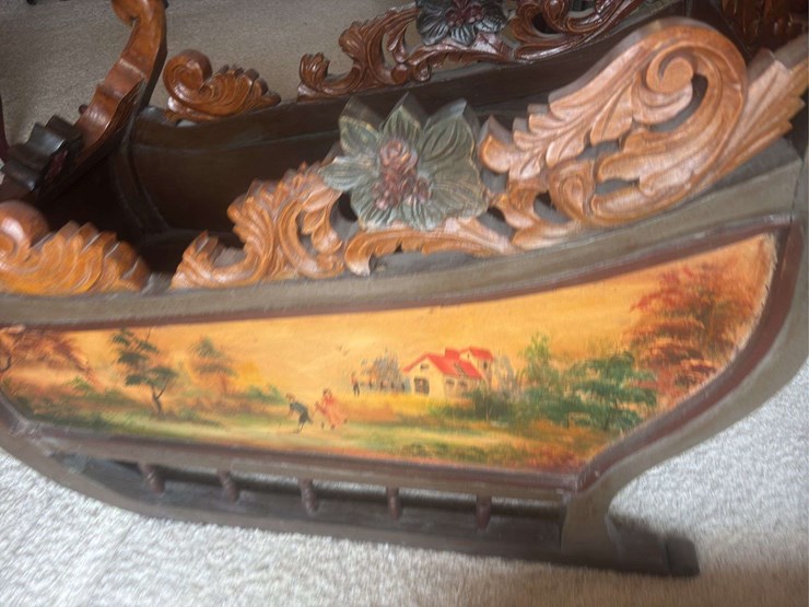 sled-with-ornate-painting-image-8