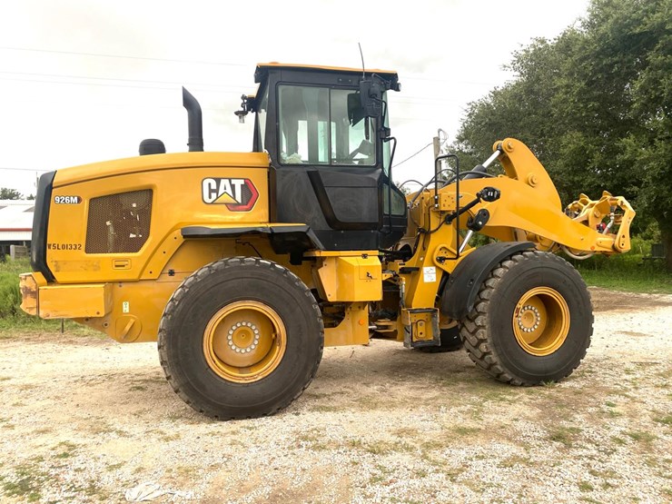 2021-caterpillar-926m-image-1