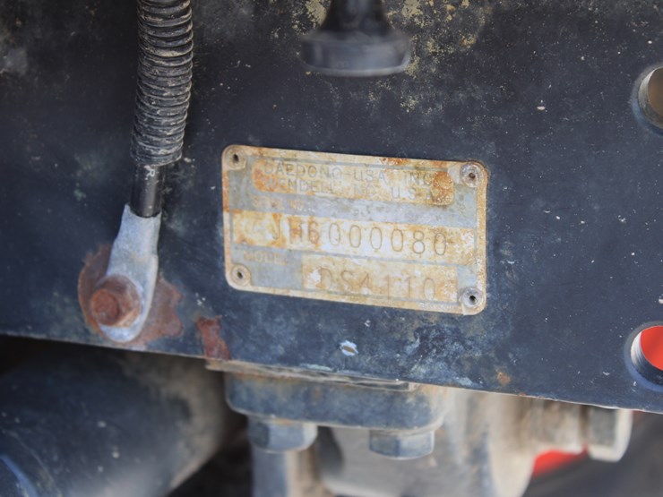 #2409-•-kiotti-ds4110-tractor-with-front-end-loader-image-10
