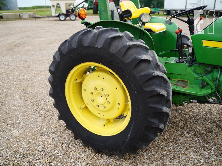 john-deere-2150-image-18