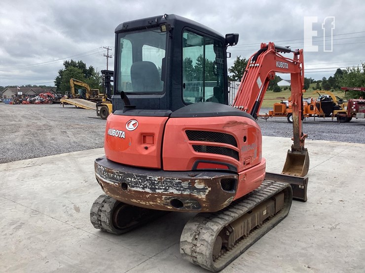 2017-kubota-kx040-4-image-4
