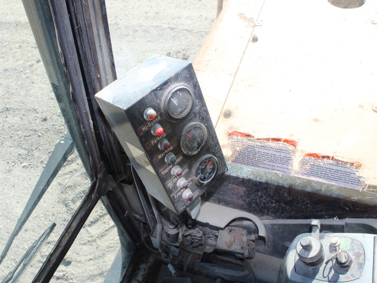 2009-morooka-mst2200vd-image-10