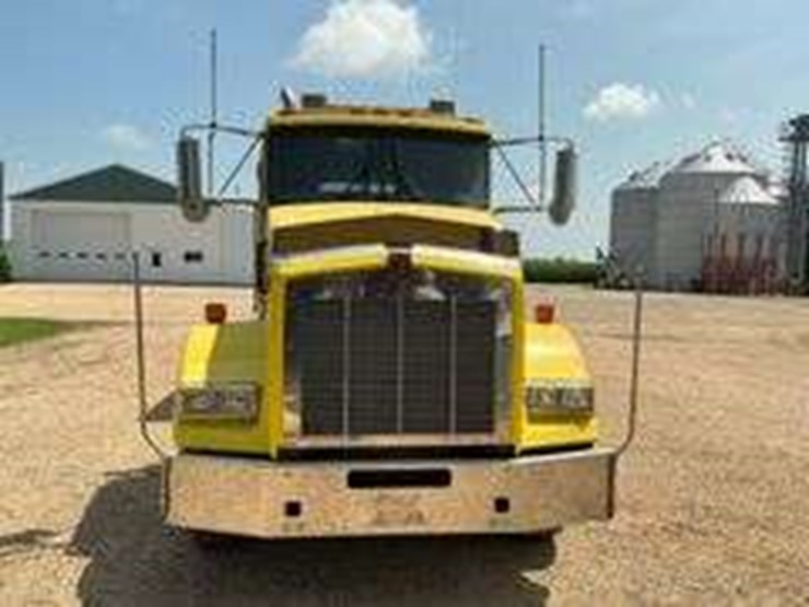 2006-kenworth-t800-image-5