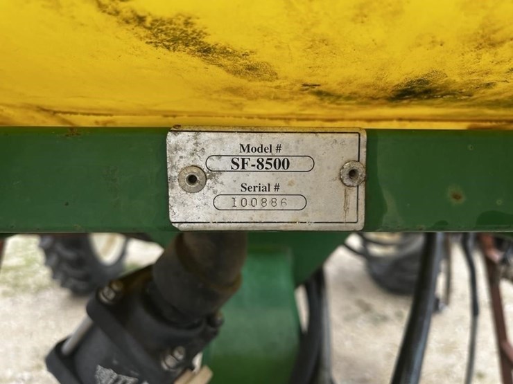 l2---shuban-industries-1000-gallon-sprayer-image-3