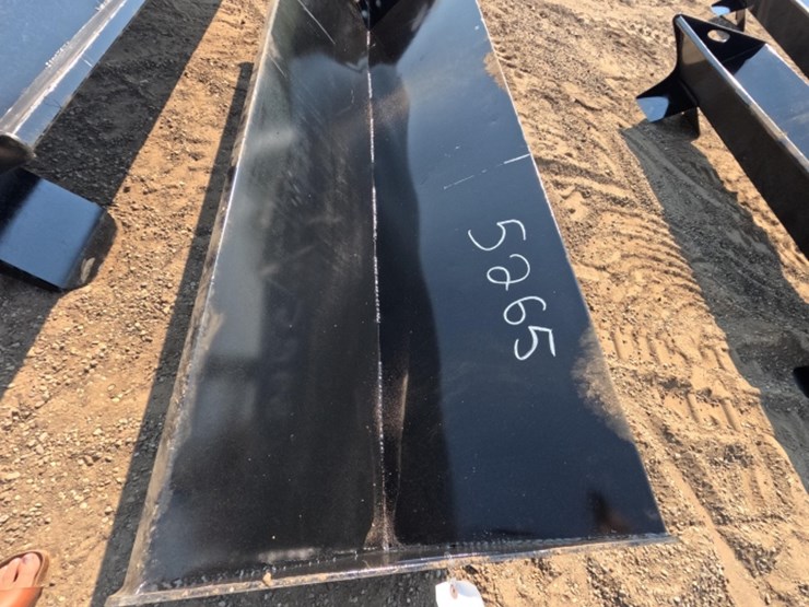 #5265-•-heavy-duty-cattle-feeder-image-1