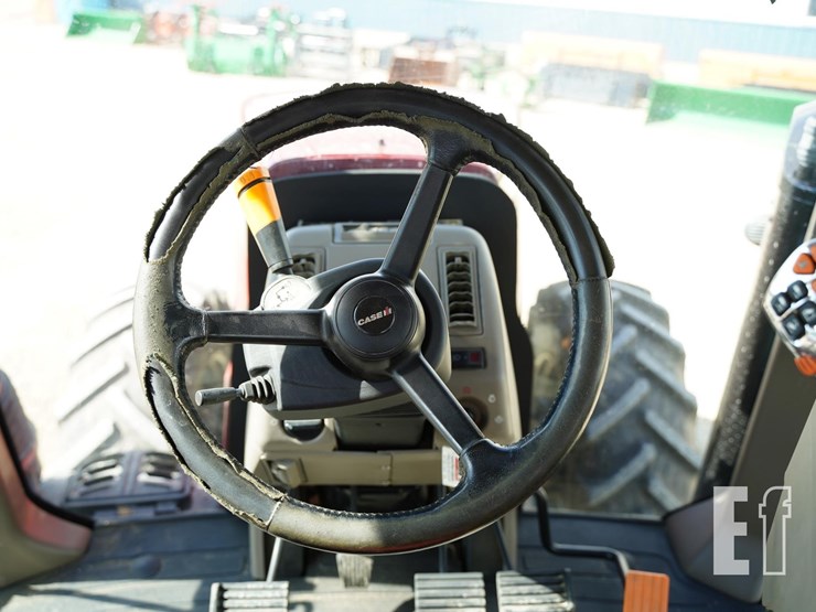 2017-case-ih-magnum-280-image-39