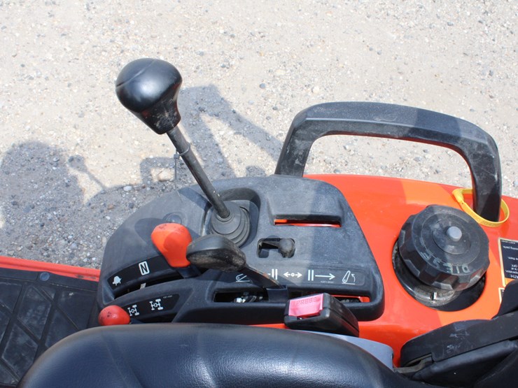 kubota-bx2380-image-6