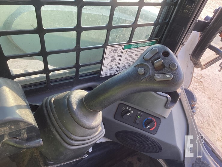 2020-bobcat-t870-image-18