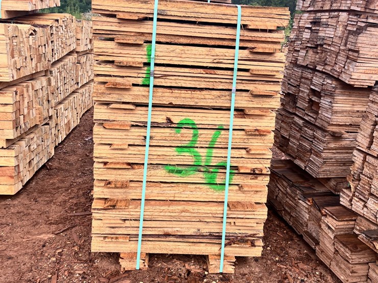 #1044-•-1-bundle-of-5/8x5.5x36”-low-grade-pine-boards-424-pcs-image-3